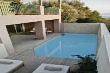 2 Bedroom apartment with swimming pool