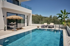 Bougainvillea Boutique Villa 2